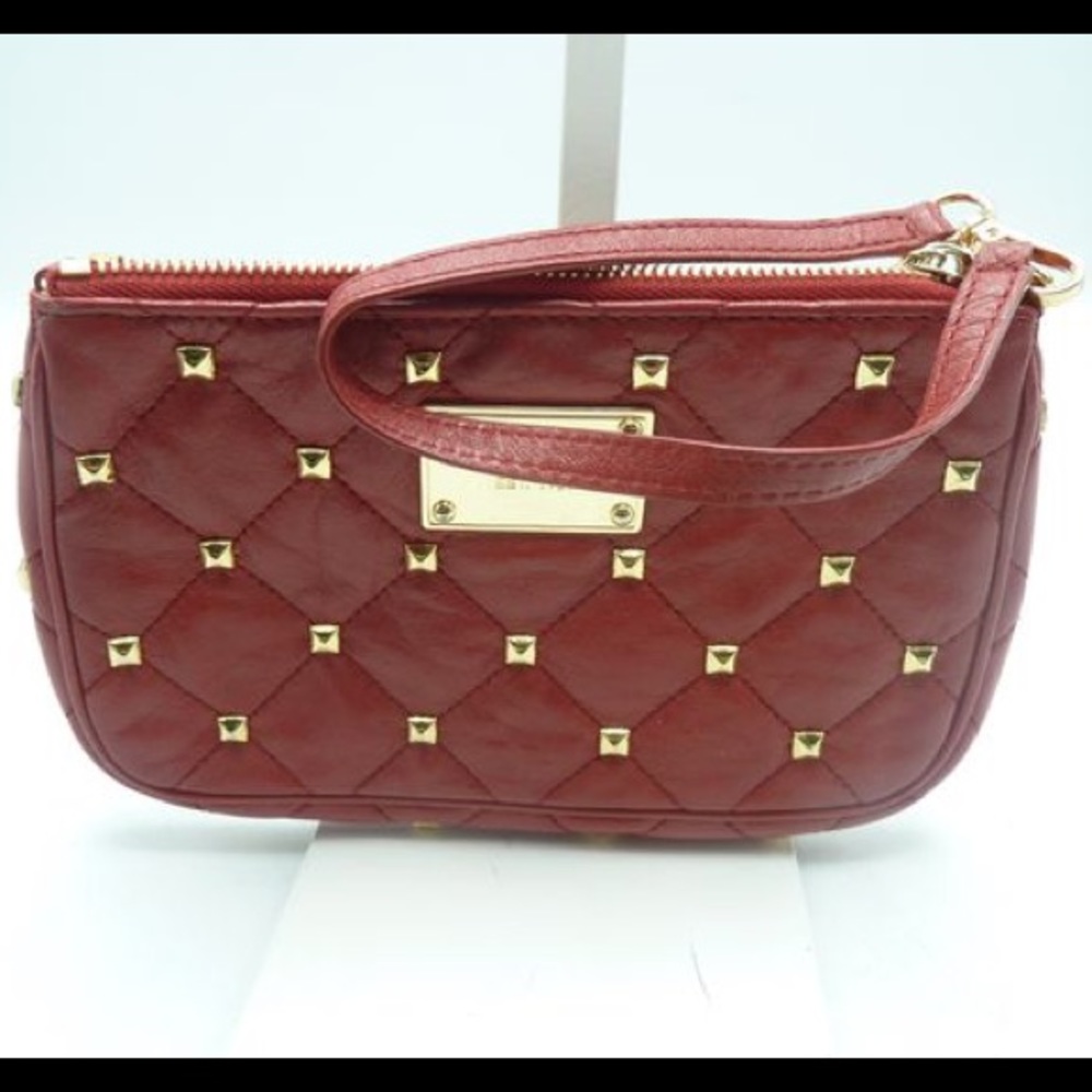 🚫SOLD🚫Michael Kors Quilted Studded Wristlet - Picture 6 of 8